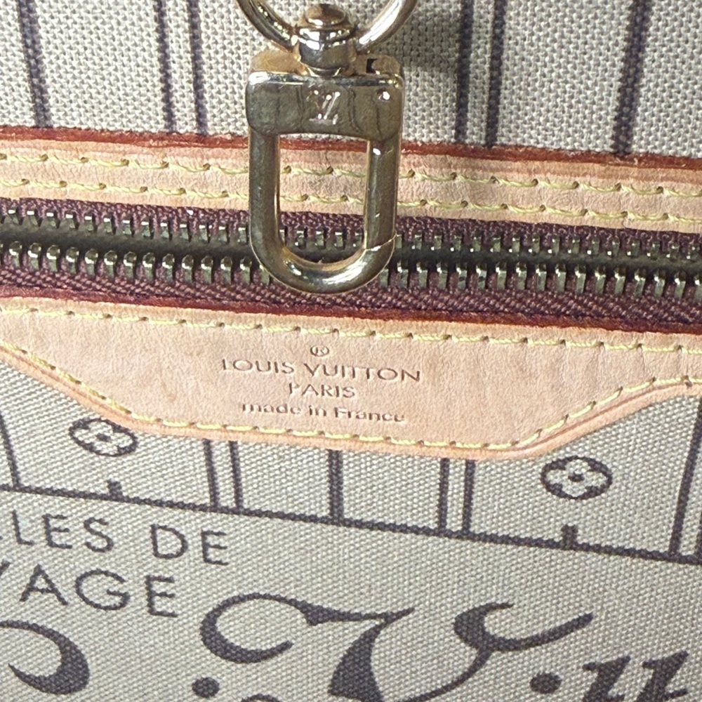 Louis Vuitton Monogram Canvas Tote with Tan Trim - Picture 6 of 9